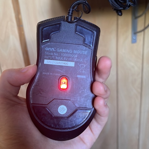 gaming keyboard and mouse it was only used one time it’s and onn gaming - Picture 11 of 11